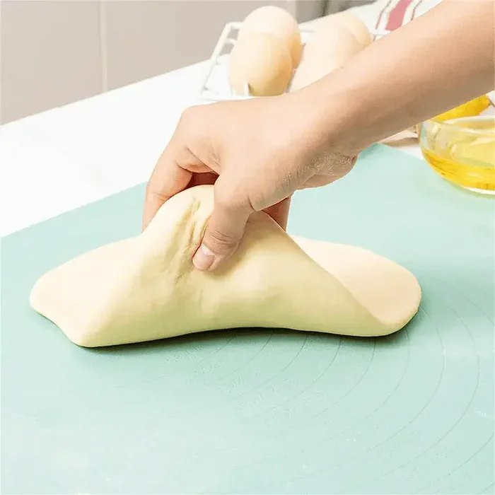 Baking mat non-slip feature