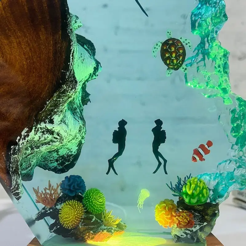 Manta Rays and Divers Night Light